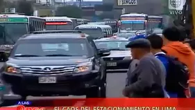 El caos del estacionamiento en Lima