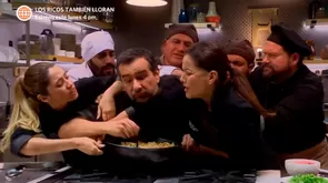 Diego Montalbán enloqueció al probar el chaufa de Charito y generó caos en Francesca's