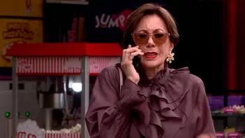 Francesca totalmente nerviosa por Angelita