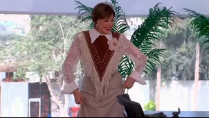 Francesca sorprendió bailando huayno en la Corporación Maldini