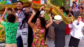 Francesca y Joel bailaron en inauguración del negocio de Gladys