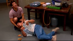 Jimmy gritó desesperado al encontrar tieso a Joel: "Lo maté"