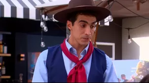 Jimmy se convirtió en mozo de la cafetería de Juan Pablo