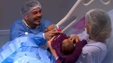 Joel le pidió la mano a Macarena tras el nacimiento de su bebé