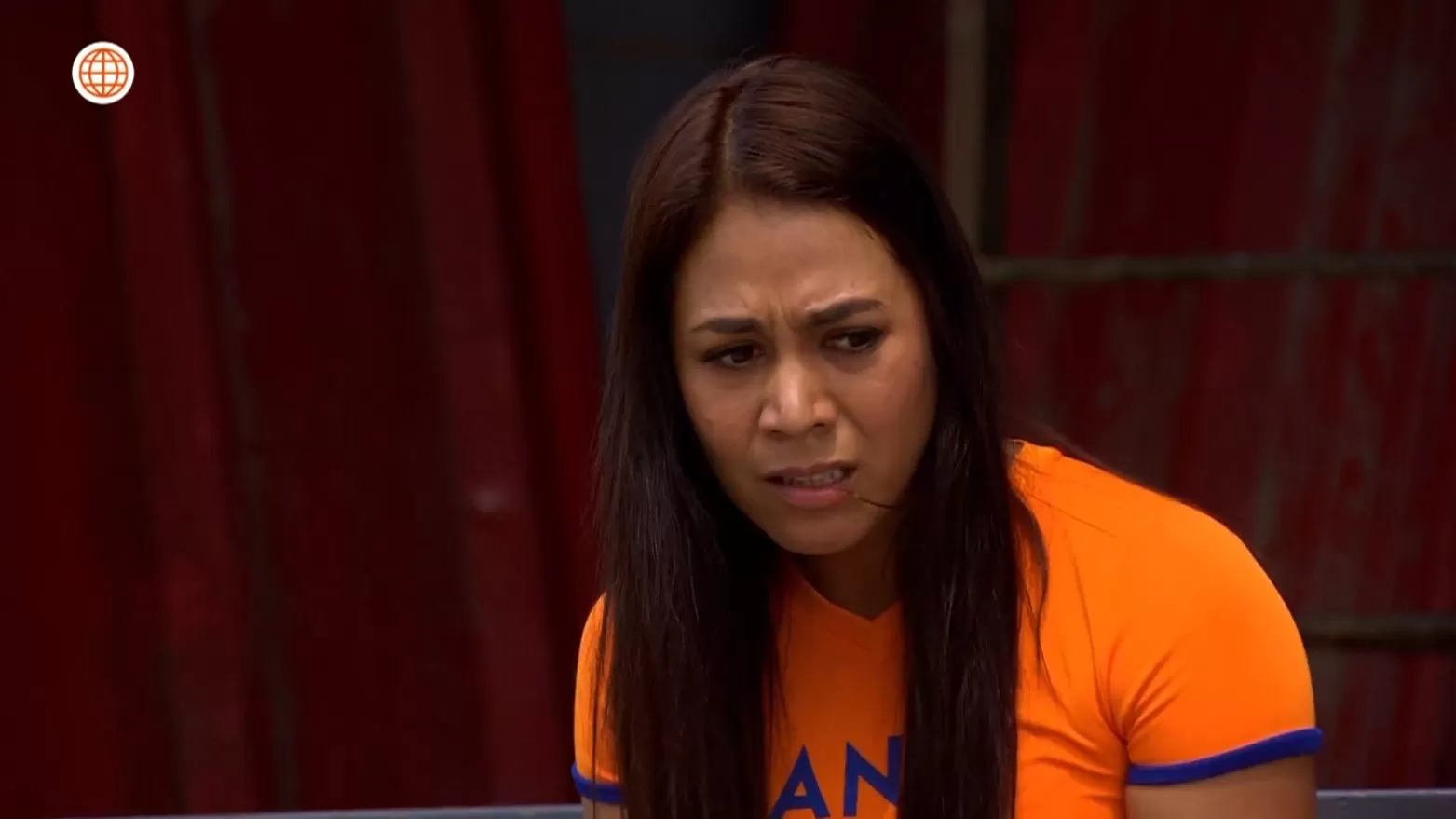 Juana pagando sus fechorías en la cárcel