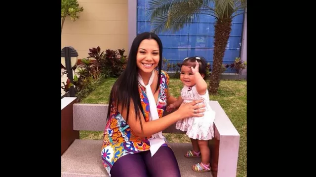 	Mayra Couto se tomó tierna foto con Flavia, la hija de Erick Elera