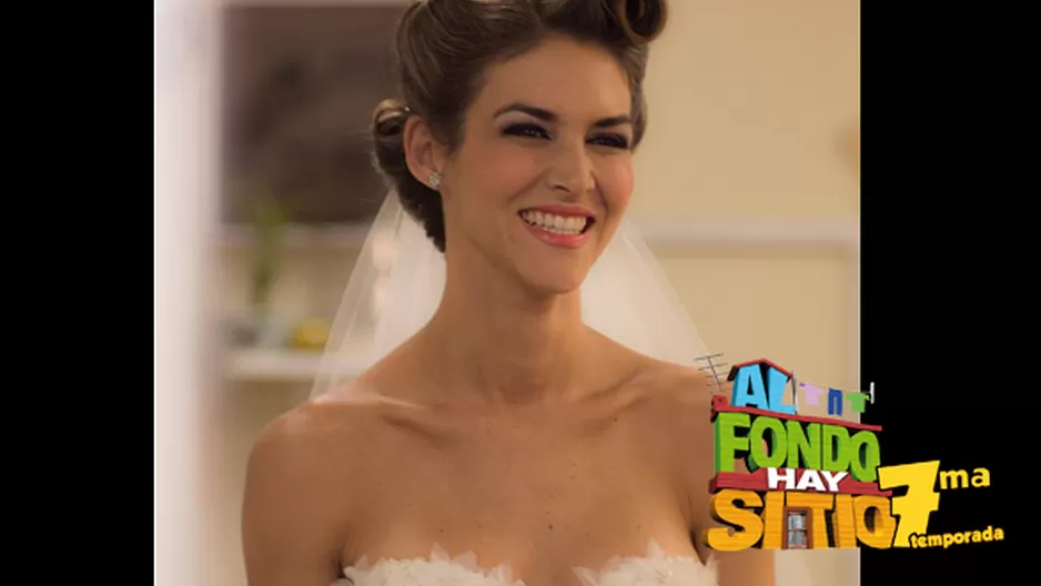 Rubí feliz al probarse su vestido de novia (Foto: Cristian Giles)