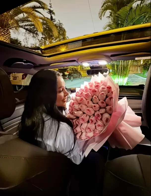 Pamela Franco y su camioneta nueva | Fuente: Instagram PamelaFrancoViera