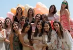 ¿Por qué Luciana Fuster no apareció en foto grupal junto a Flavia Laos en baby shower?