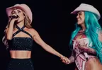 Karol G y Anahí lloraron al cantar juntas "Sálvame" de RBD en concierto