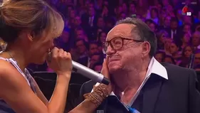 Thalía cantó y encantó a Chespirito