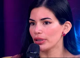 Samantha respondió a Alvaro