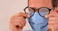 ¿Cómo evitar que tus lentes se empañen por el uso de mascarilla?