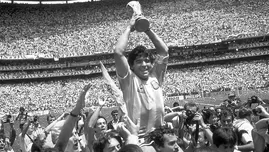 	<p>Diego Armando Maradona murió a los 60 años: su velatorio sería en la Casa Rosada o la Bombonera.</p>