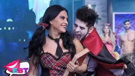 	<p>Thamara Gómez sorprendió a Dimas Isla con sexy disfraz de Halloween.</p>