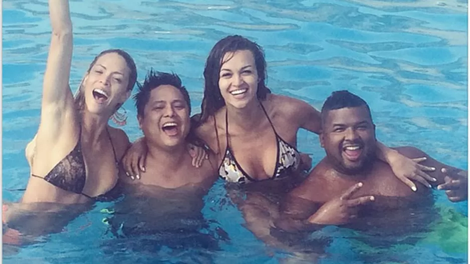	Sheyla Rojas y Choca disfrutan del verano junto a Angie Arizaga.