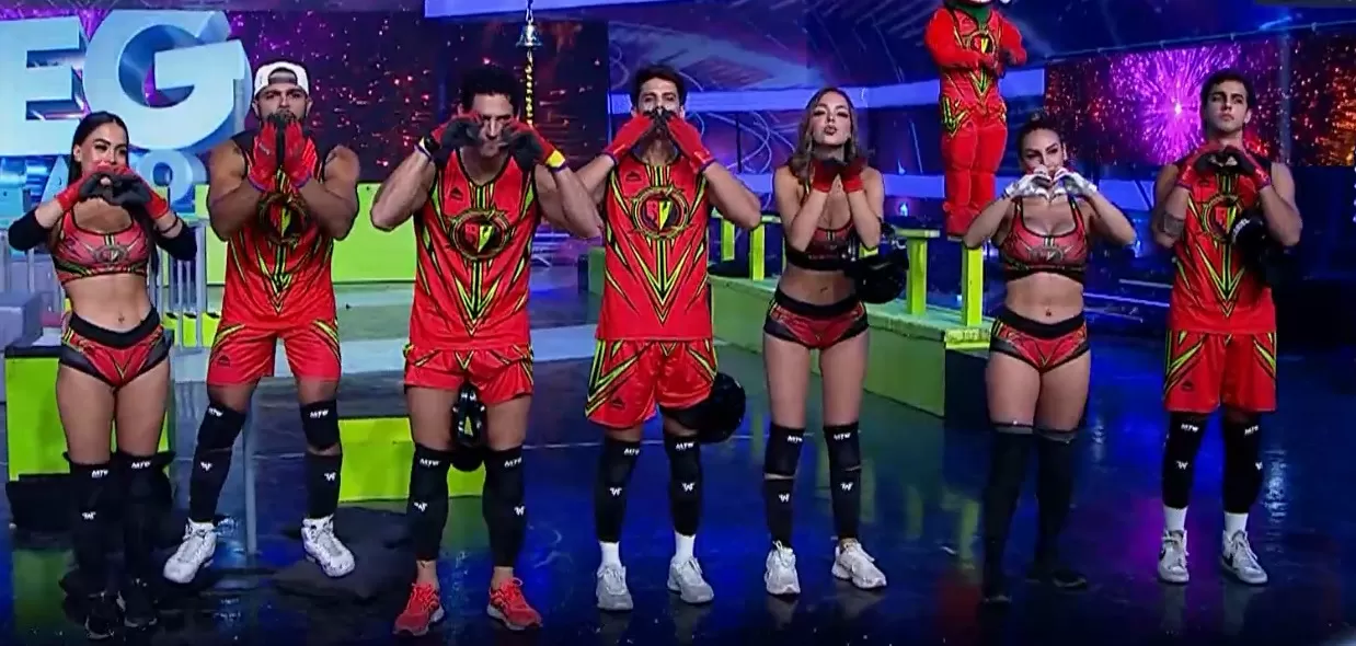 Combatientes mandando cariños a Melissa Loza