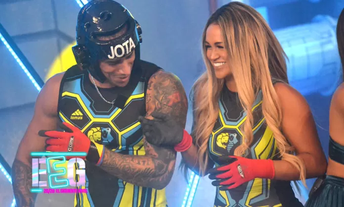 Angie Arizaga Y Jota Benz Cautivaron Al Bailar Inesperada Canci N