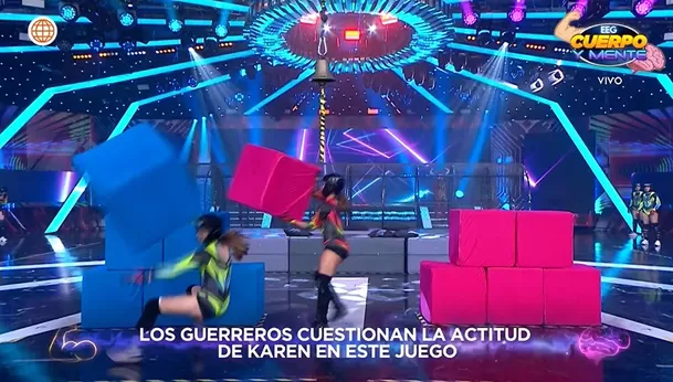 Karen Dejo y Vania Torres en competencia.