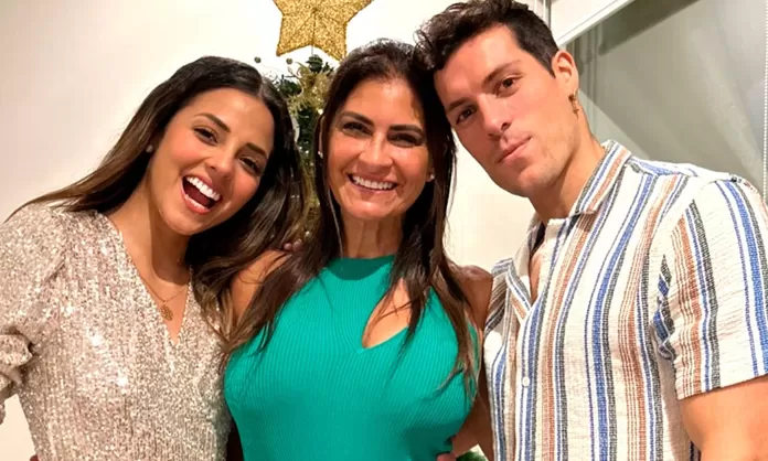 Luciana Fuster Compartió Tierna Foto Navideña Junto A Su Suegra ...