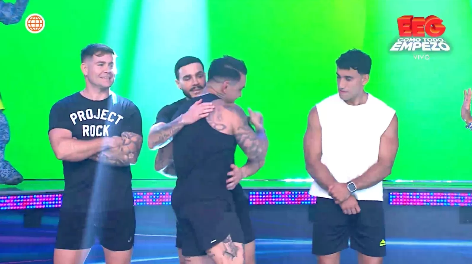 El saludo de Mario Irivarren y Diego Chávarri