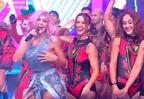 Michelle Soifer regresó a Esto es guerra para cantar nuevo tema y Gino Assereto la sorprendió con baile