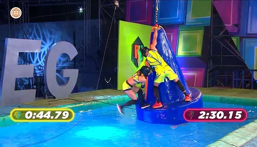 Onelia Molina sufrió inesperada caída a la piscina en EEG.