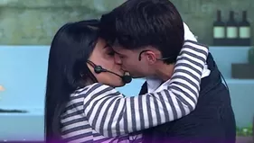 Onelia y Kevin Díaz se dieron apasionado beso en reto de EEG