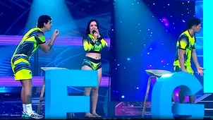 Rosángela Espinoza se avergonzó por insólito error en vivo