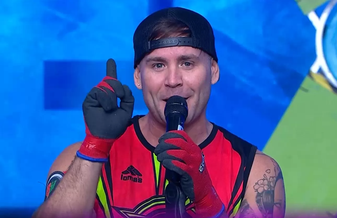Pancho recordándole a Rosángela que es 'pinochita' | Fuente: AméricaTv