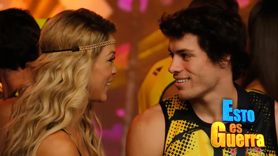 Sheyla Rojas y Patricio Parodi lucen enamorados detrás de cámaras