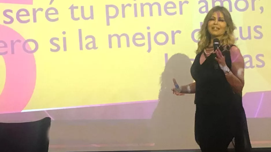 	Gisela Valcárcel: Así fue la conferencia de Gisela busca el amor.