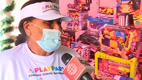 Doña Peta adelantó la Navidad y dio regalos a niños de San Juan de Lurigancho