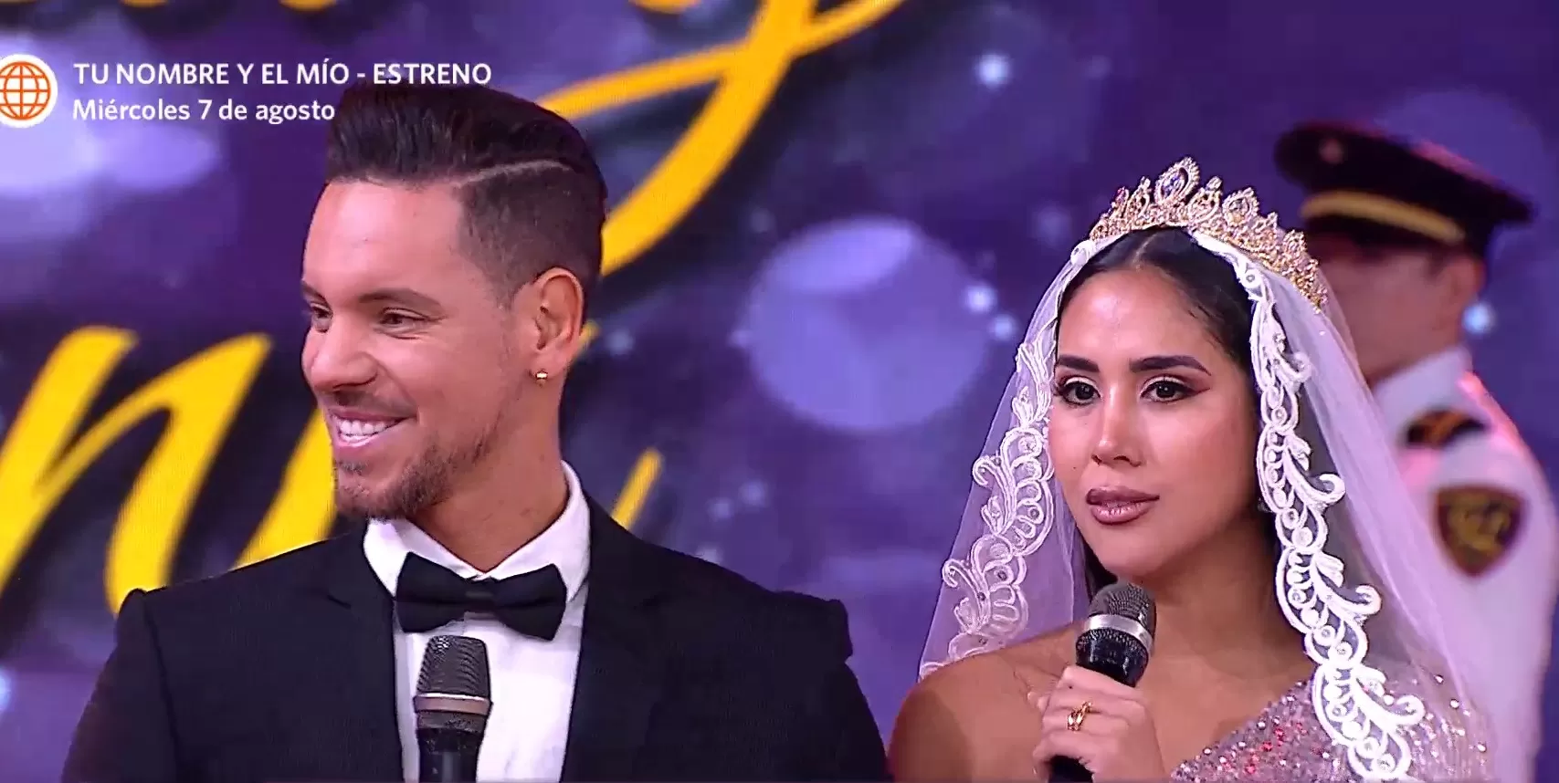 Melissa Paredes y Anthony Aranda presentándose ante TV como esposos