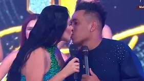 ¿Pamela Franco le cobra a Christian Cueva por besarse en show?