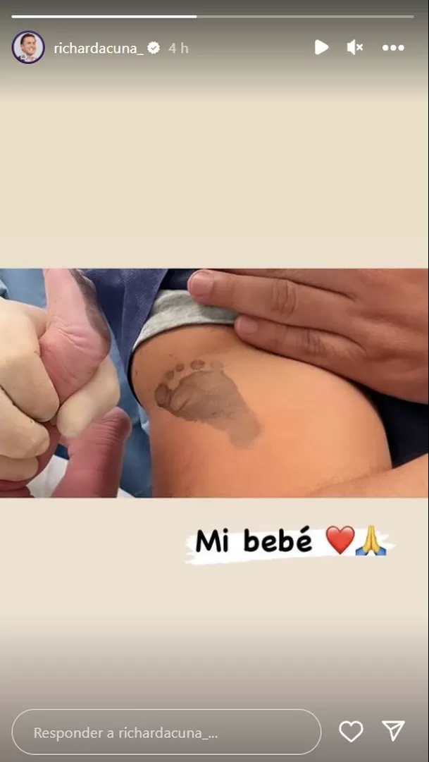 Richard Acuña compartió tierna foto de su bebé recién nacido