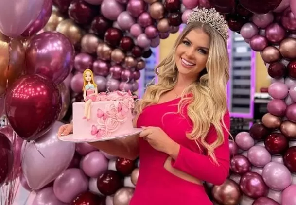 Brunella Horna y sus celebraciones por sus cumpleaños. (Foto: Instagram)