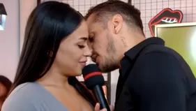¿Onelia Molina y Nico Ponce se besaron en reto de actuación?