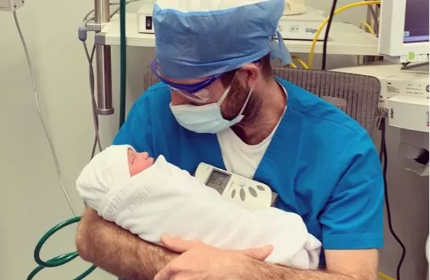 Foto del nacimiento de la segunda hija de María Grazia Gamarra.