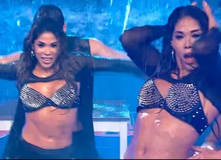 Karen derrochando sensualidad | Composición: Katherine Lozano | Fuente: AméricaTv