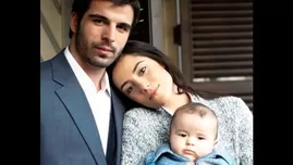 	<p>Sila y Boran felices junto a su hijo Bedirhan</p>