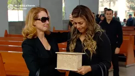 	<p>Lucy y Rosa María lloraron desconsoladamente en el funeral de Alfredo.</p>