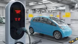 China reemplazaría el transporte público peruano con automóviles electrónicos | Composición: Katherine Lozano