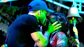 Mario Irivarren besó a Onelia Molina tras ganar en EEG.